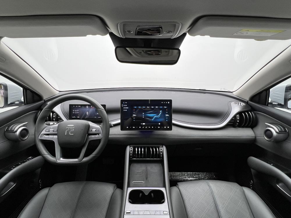 BYD Yuan Plus 2025 immagine di auto #14