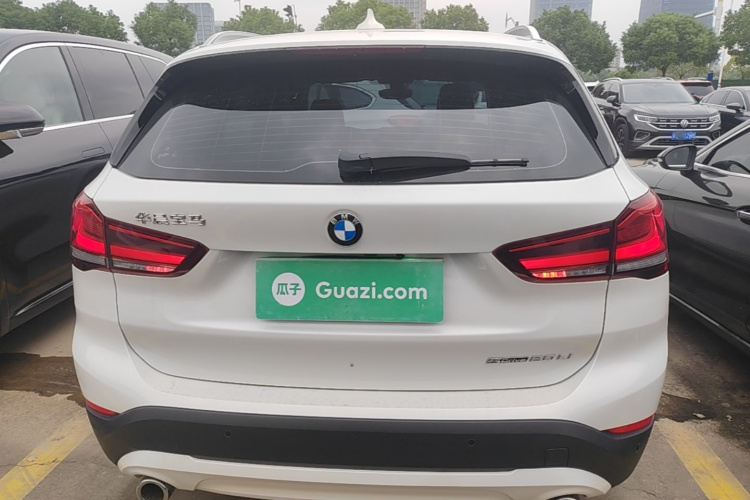 BMW X1 2021 #6 BMW X1 2021 car image #6