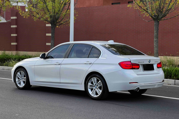 BMW 3 Series 2015 #4 BMW 3 Series 2015 immagine di auto #4
