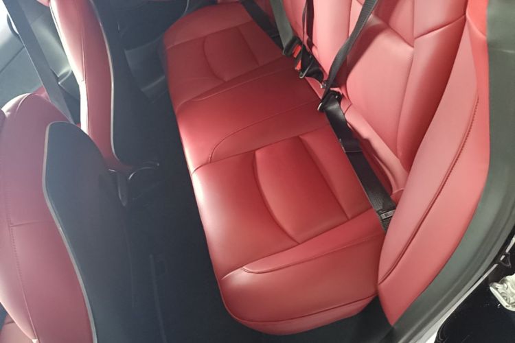 Tesla Model 3 2023 car image #17