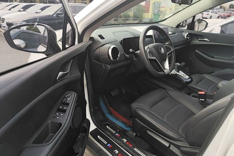 BYD Yuan New Energy 2020 car image #16