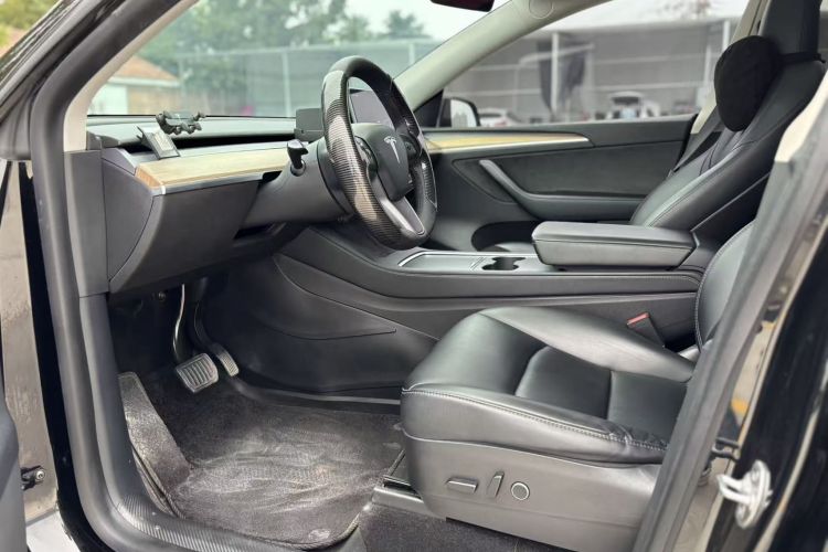 Tesla Model Y 2022 #11 Tesla Model Y 2022 car image #11
