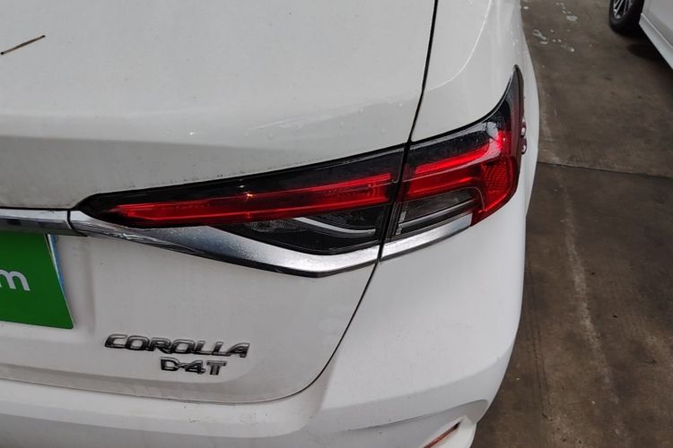 Toyota Corolla 2024 immagine di auto #8