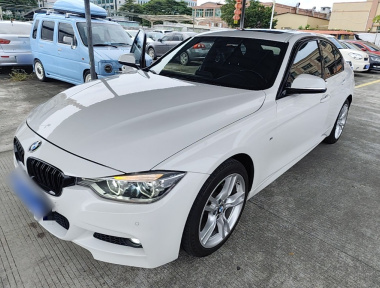 BMW 3 Series 2018 BMW 3 Series 2018 car image