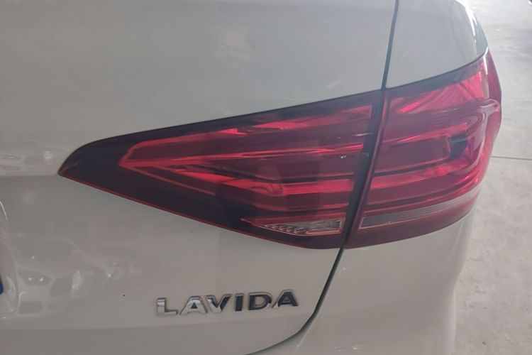 Volkswagen Lavida 2022 car image #8