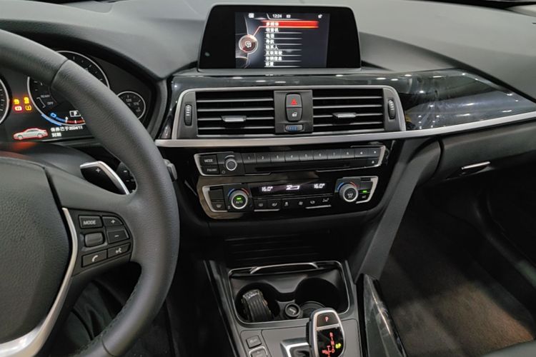 BMW 3 Series 2016 #13 BMW 3 Series 2016 car image #13