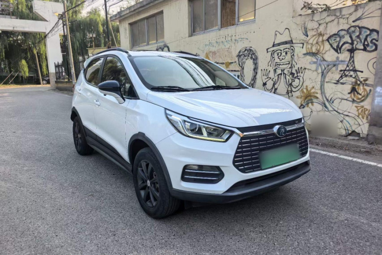 BYD Yuan New Energy 2019 #4 BYD Yuan New Energy 2019 car image #4