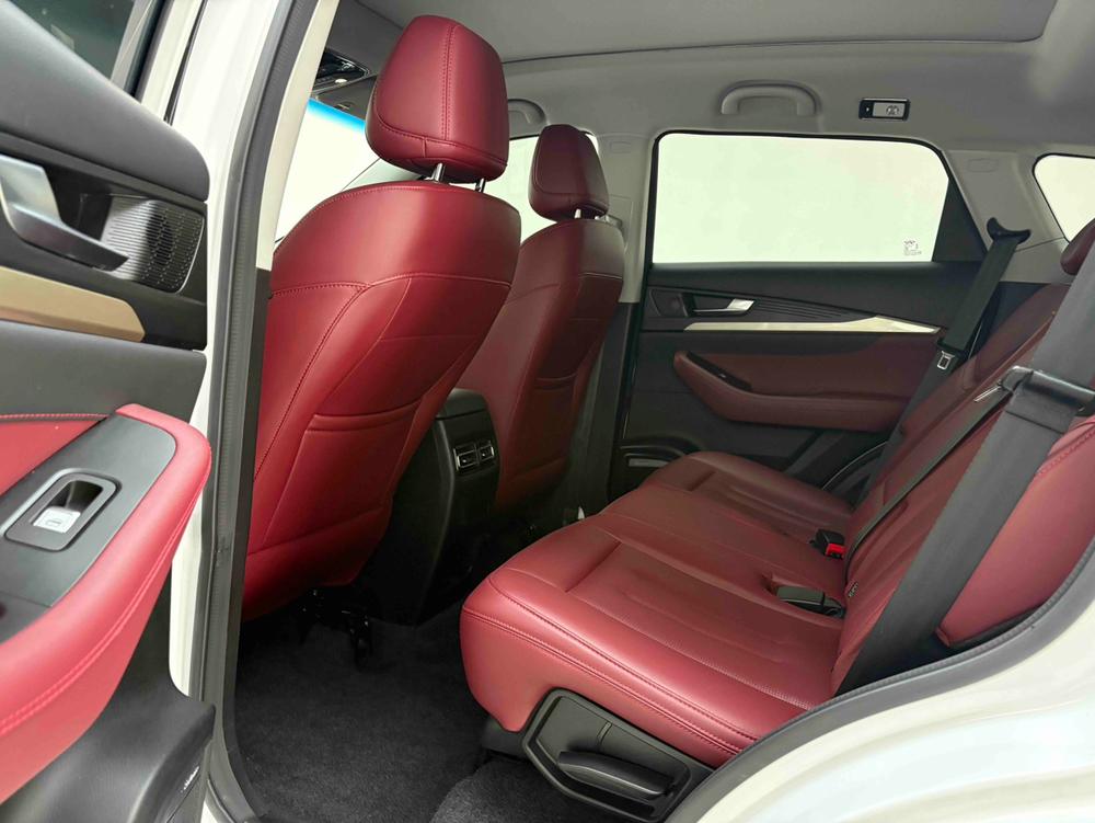 Jetour X70 2023 car image #17