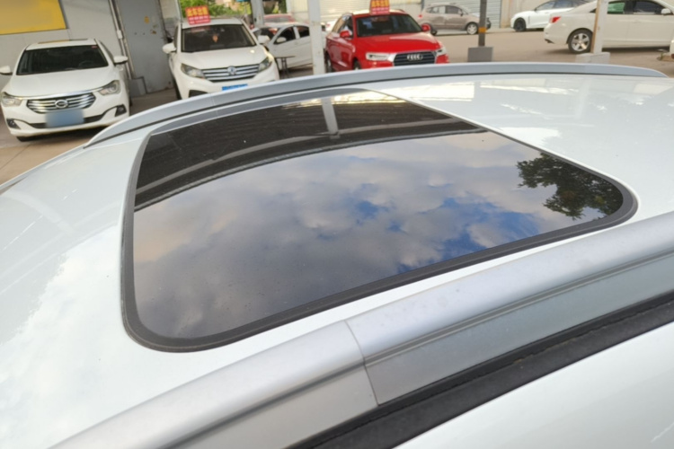 GEELY Emgrand GS 2019 imagen de coche #25