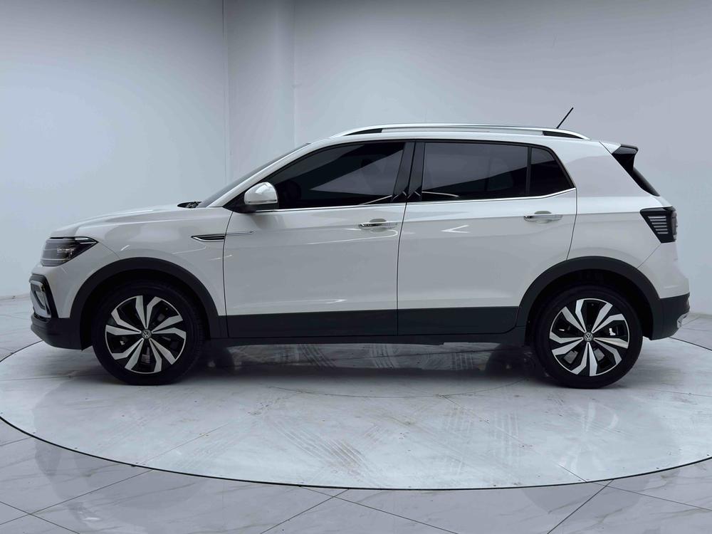Volkswagen T-Cross 2021 car image #4