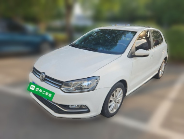 Volkswagen Polo 2015 Volkswagen Polo 2015 car image