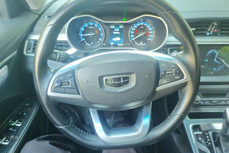 GEELY Emgrand 2019 изображение автомобиля #12