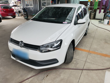 Volkswagen Polo 2016 immagine di auto 