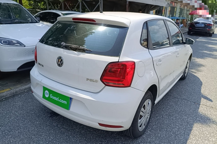 Volkswagen Polo 2016 car image #5