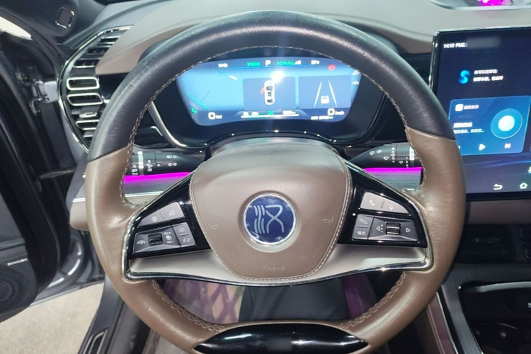 BYD Han 2022 car image #15