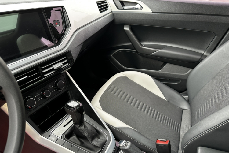 Volkswagen Polo 2020 #14 Volkswagen Polo 2020 صورة سيارة #14
