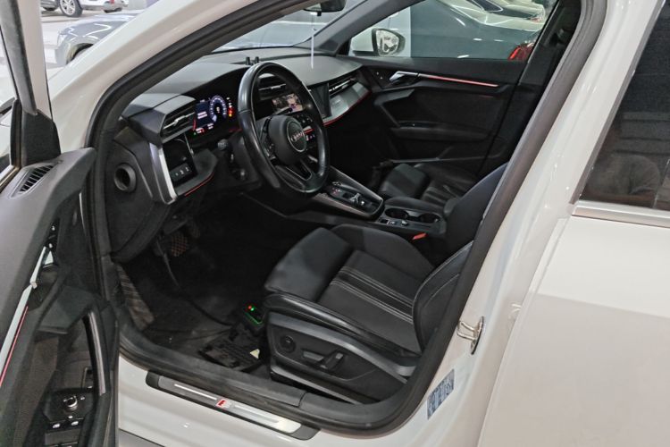 Audi A3 2024 car image #15