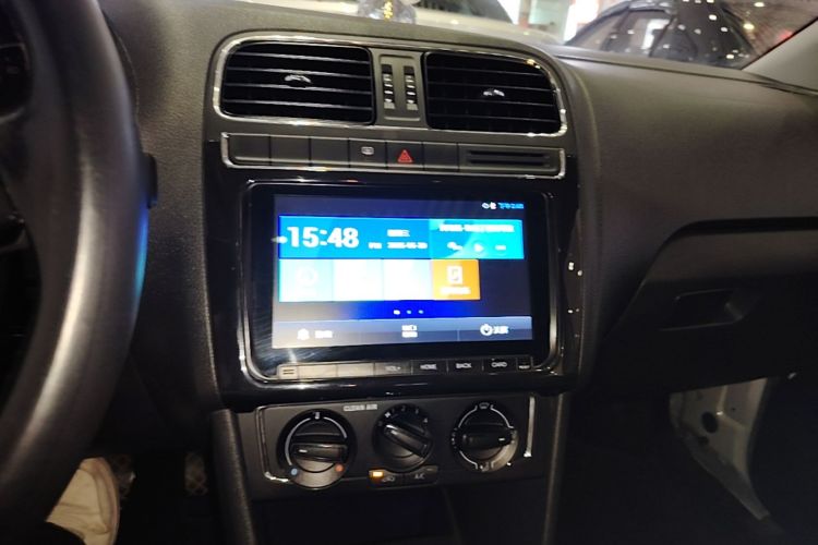 Volkswagen Polo 2017 #13 Volkswagen Polo 2017 car image #13