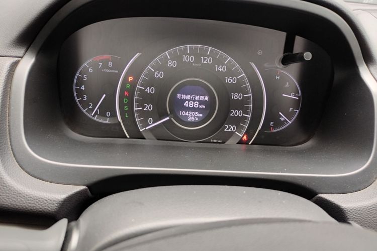 Honda CR-V 2017 immagine di auto #12