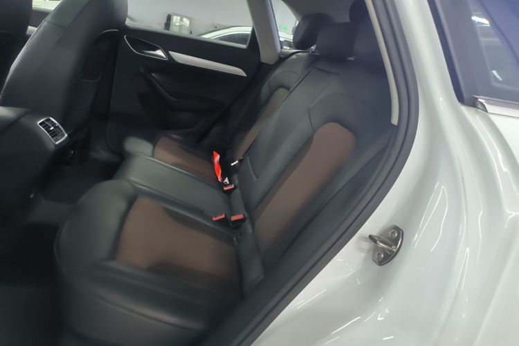 Audi Q3 2017 #17 Audi Q3 2017 car image #17
