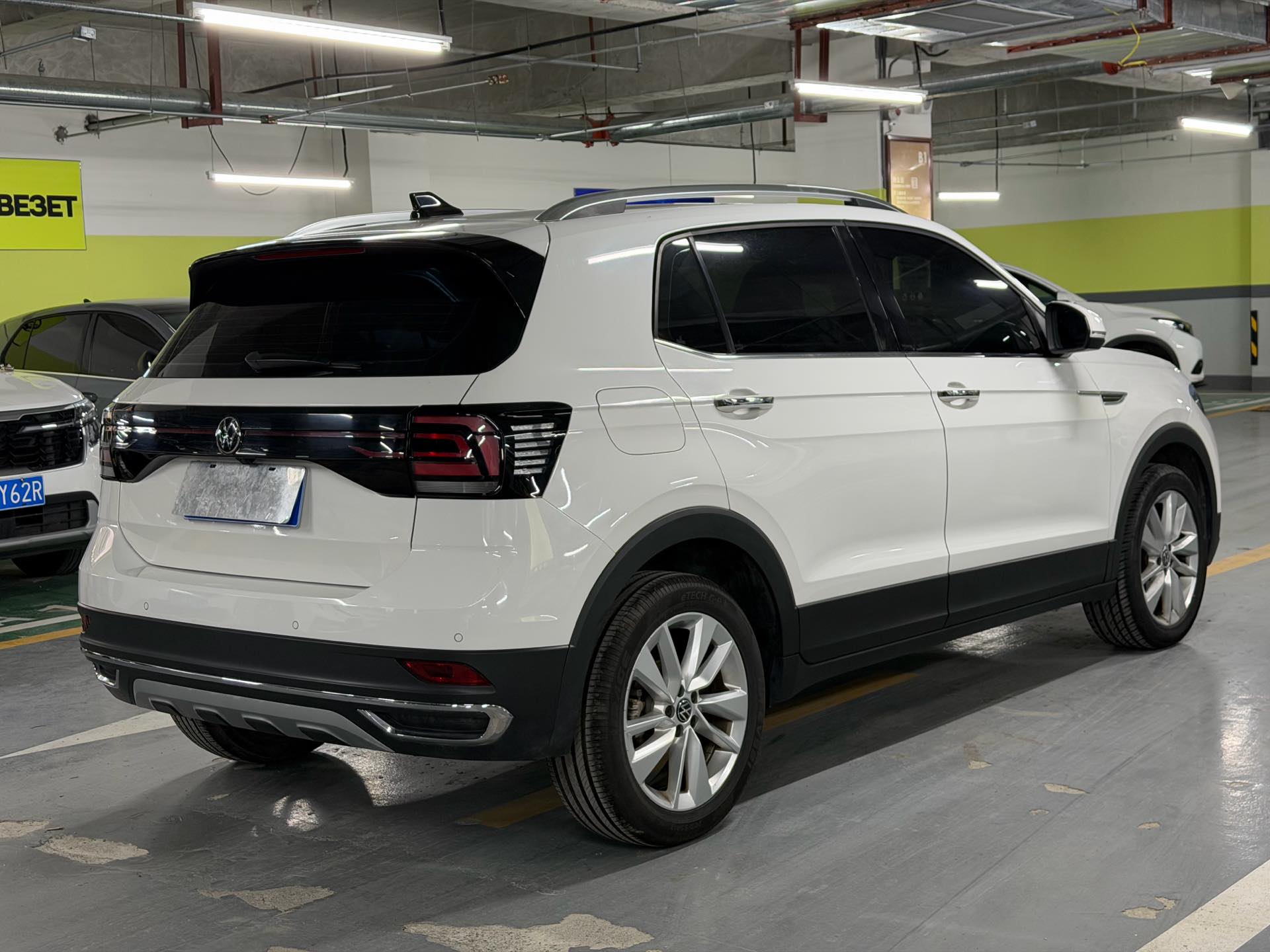 Volkswagen T-Cross 2022 #13 Volkswagen T-Cross 2022 car image #13