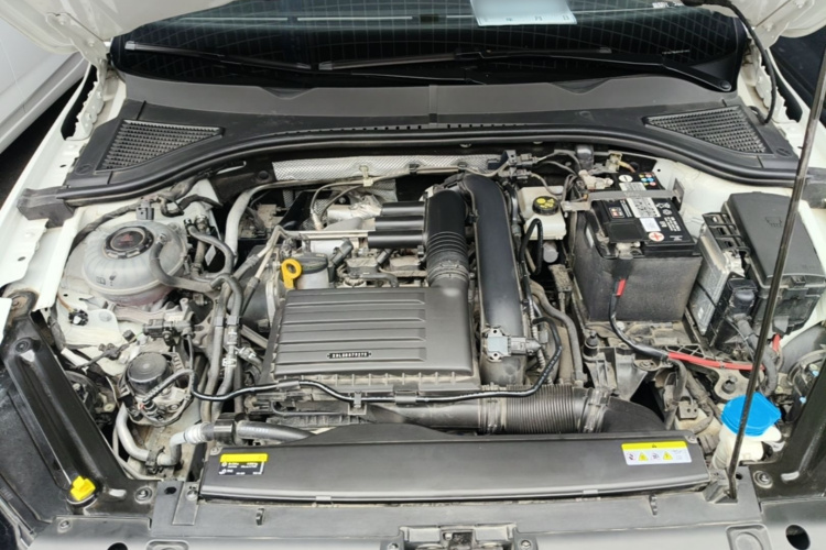 Volkswagen Bora 2022 car image #20