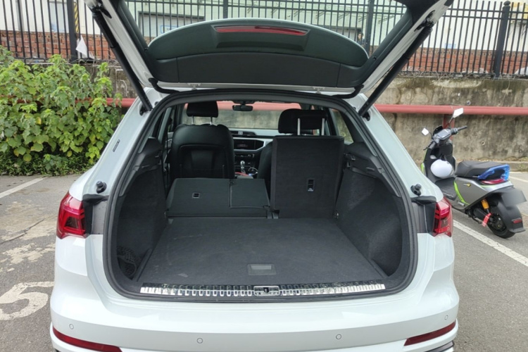 Audi Q3 2024 #19 Audi Q3 2024 car image #19
