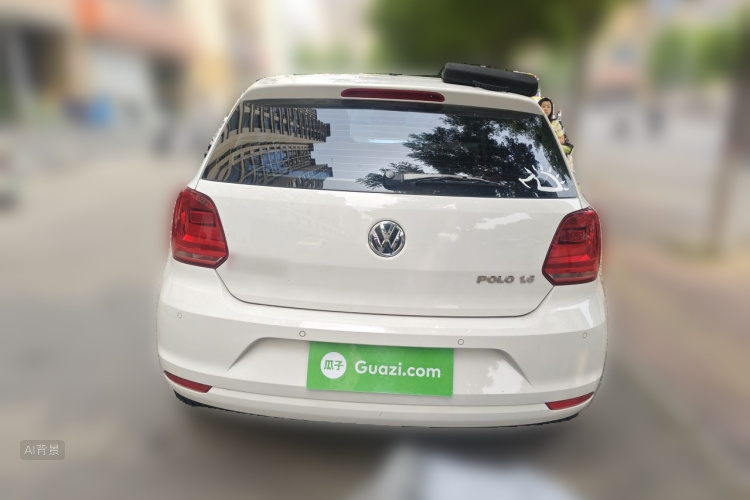 Volkswagen Polo 2015 car image #6