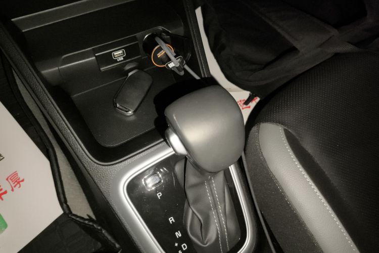 起亚 奕跑 2023 汽车图片 #18