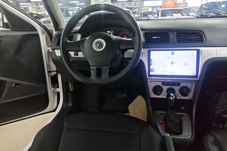 Volkswagen Lavida 2018 car image #13