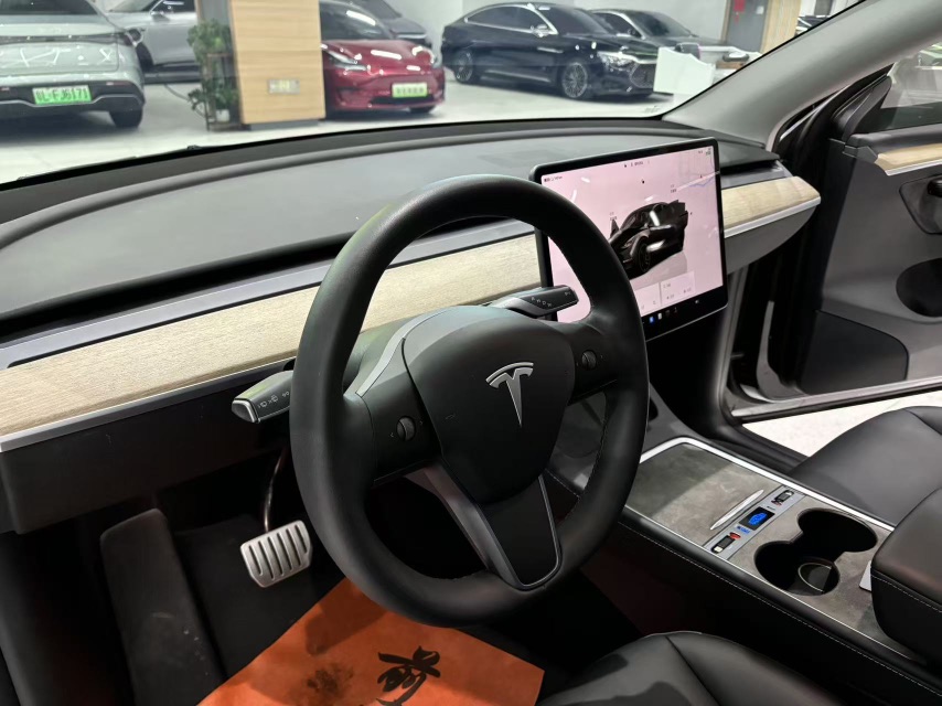 Tesla Model Y 2022 #18 Tesla Model Y 2022 immagine di auto #18