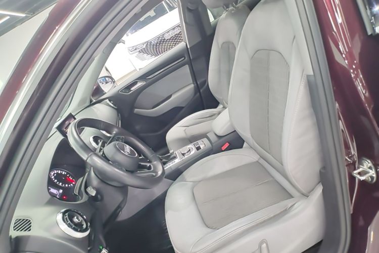 Audi A3 2018 car image #15