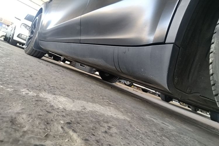 Tesla Model Y 2021 #28 Tesla Model Y 2021 immagine di auto #28