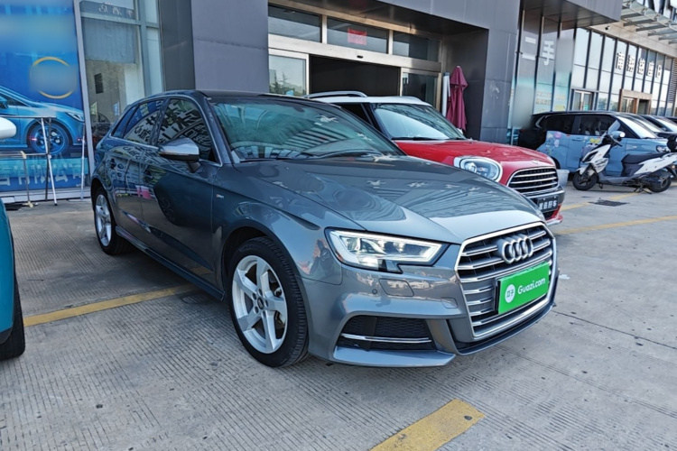 Audi A3 2020 car image #4