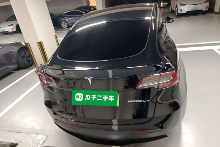 Tesla Model Y 2022 #4 Tesla Model Y 2022 immagine di auto #4