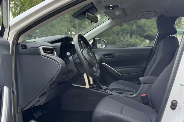 Toyota Corolla Cross 2024 car image #10