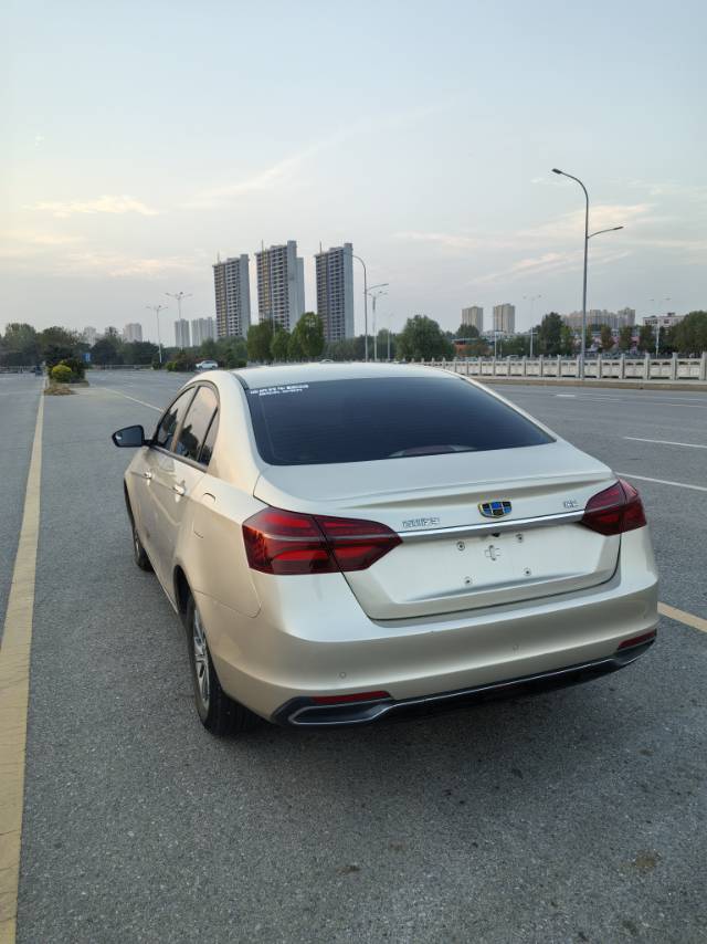 GEELY Emgrand 2018 #6 GEELY Emgrand 2018 imagen de coche #6