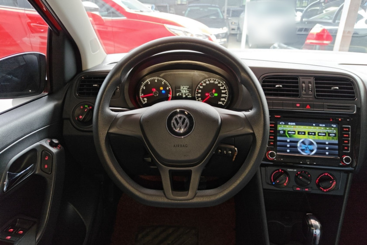 Volkswagen Polo 2016 #11 Volkswagen Polo 2016 car image #11