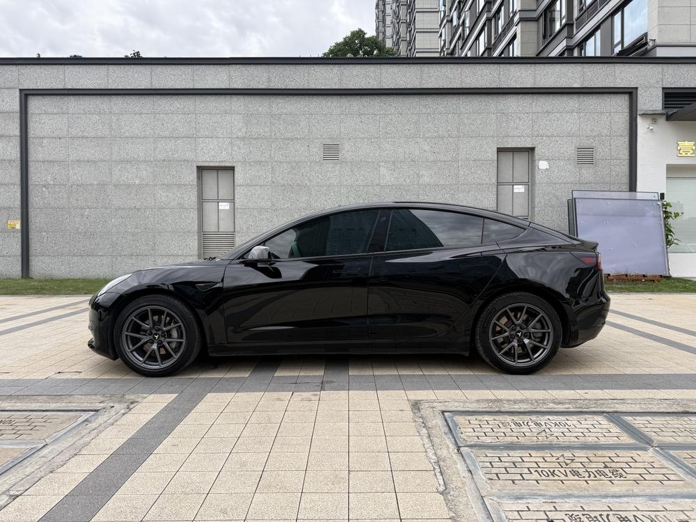 Tesla Model 3 2021 #4 Tesla Model 3 2021 car image #4