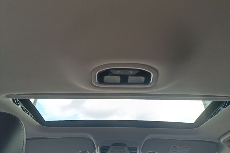 GEELY Emgrand 2020 #18 GEELY Emgrand 2020 car image #18