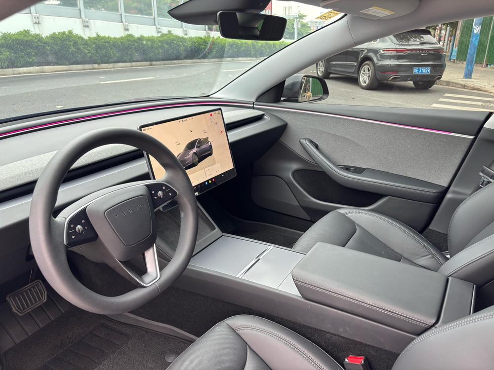 Tesla Model 3 2024 #15 Tesla Model 3 2024 car image #15