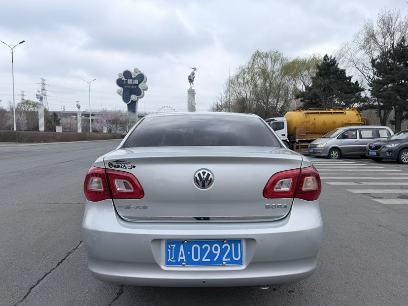 Volkswagen Bora 2012 immagine di auto #8