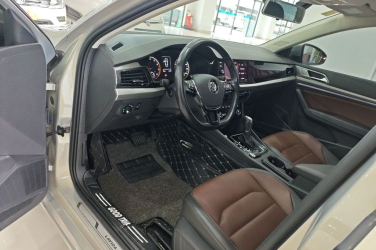 Volkswagen Lavida 2019 #16 Volkswagen Lavida 2019 car image #16