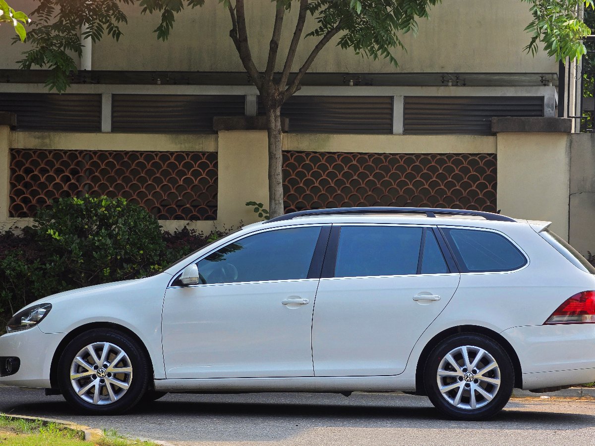 Volkswagen Golf (Imported) 2013 #2 Volkswagen Golf (Imported) 2013 car image #2