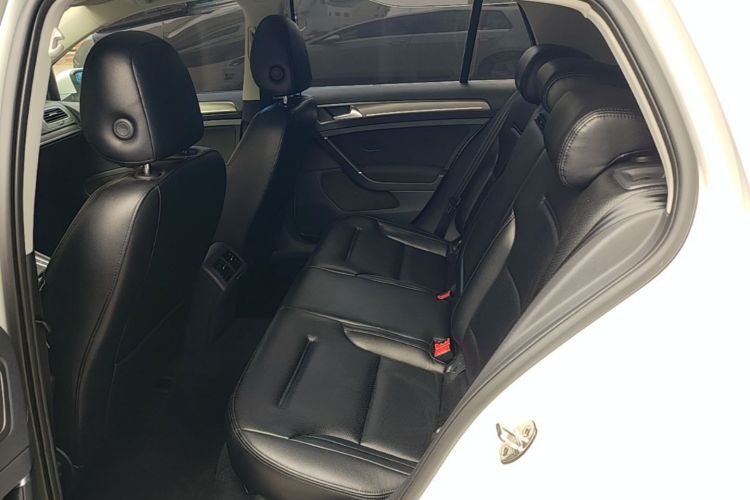 Volkswagen Golf 2017 #17 Volkswagen Golf 2017 car image #17