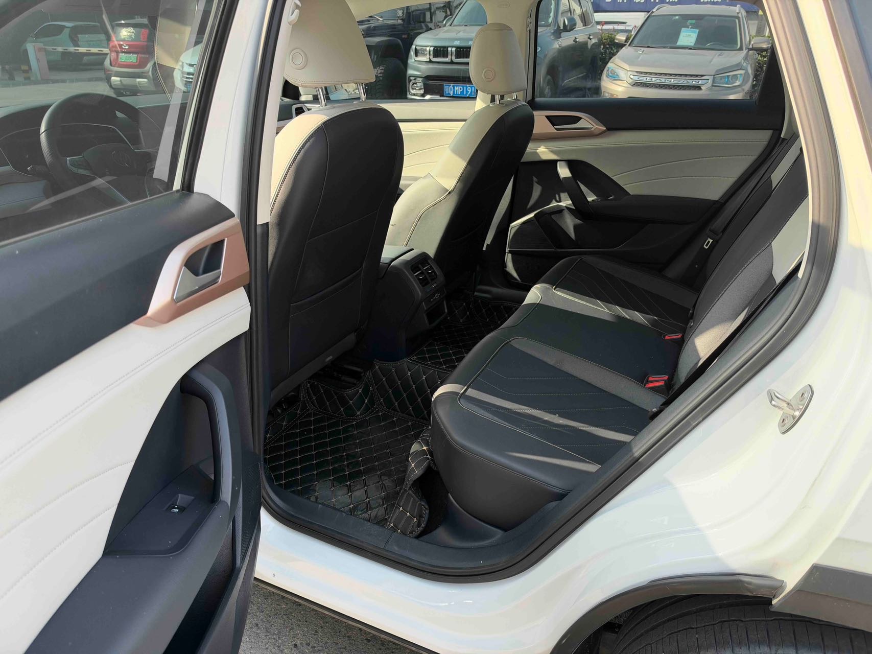Volkswagen Tharu 2024 #5 Volkswagen Tharu 2024 imagen de coche #5