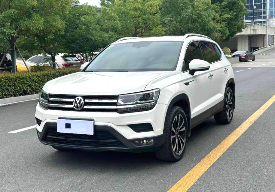 2023 2023 immagine di auto