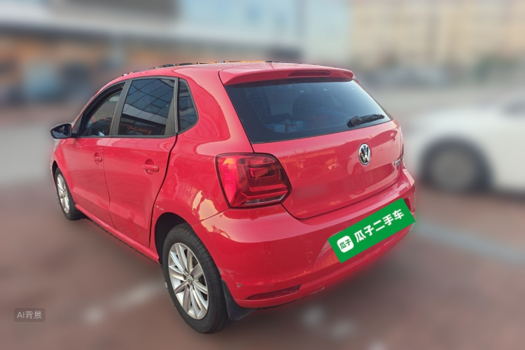 Volkswagen Polo 2015 car image #5
