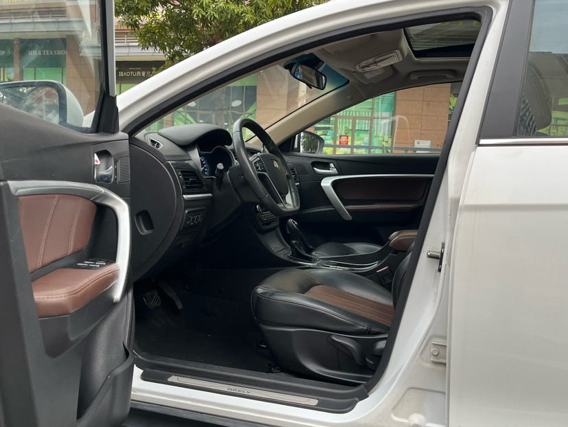GEELY Emgrand 2017 car image #7