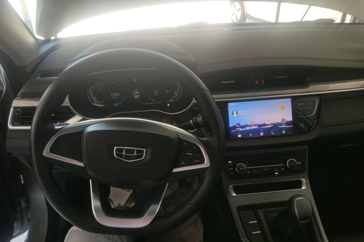 GEELY Emgrand 2019 #11 GEELY Emgrand 2019 car image #11